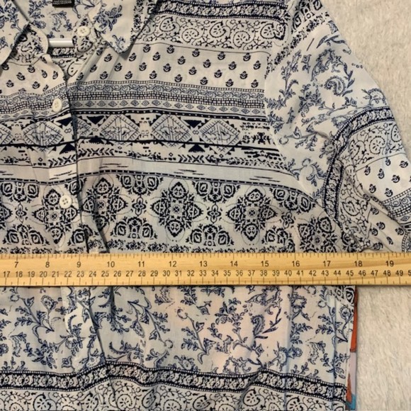 Mac and Me Womens Black Multicolor Tribal Print Button Down Long Sleeve Top Sz L - Picture 9 of 10